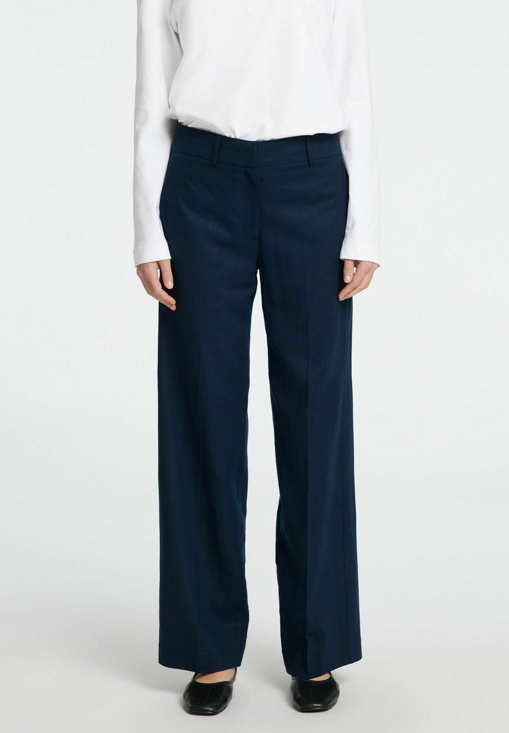 

Брюки SLFTANIA RITA WIDE PANT Selected Femme, цвет Dark Sapphire