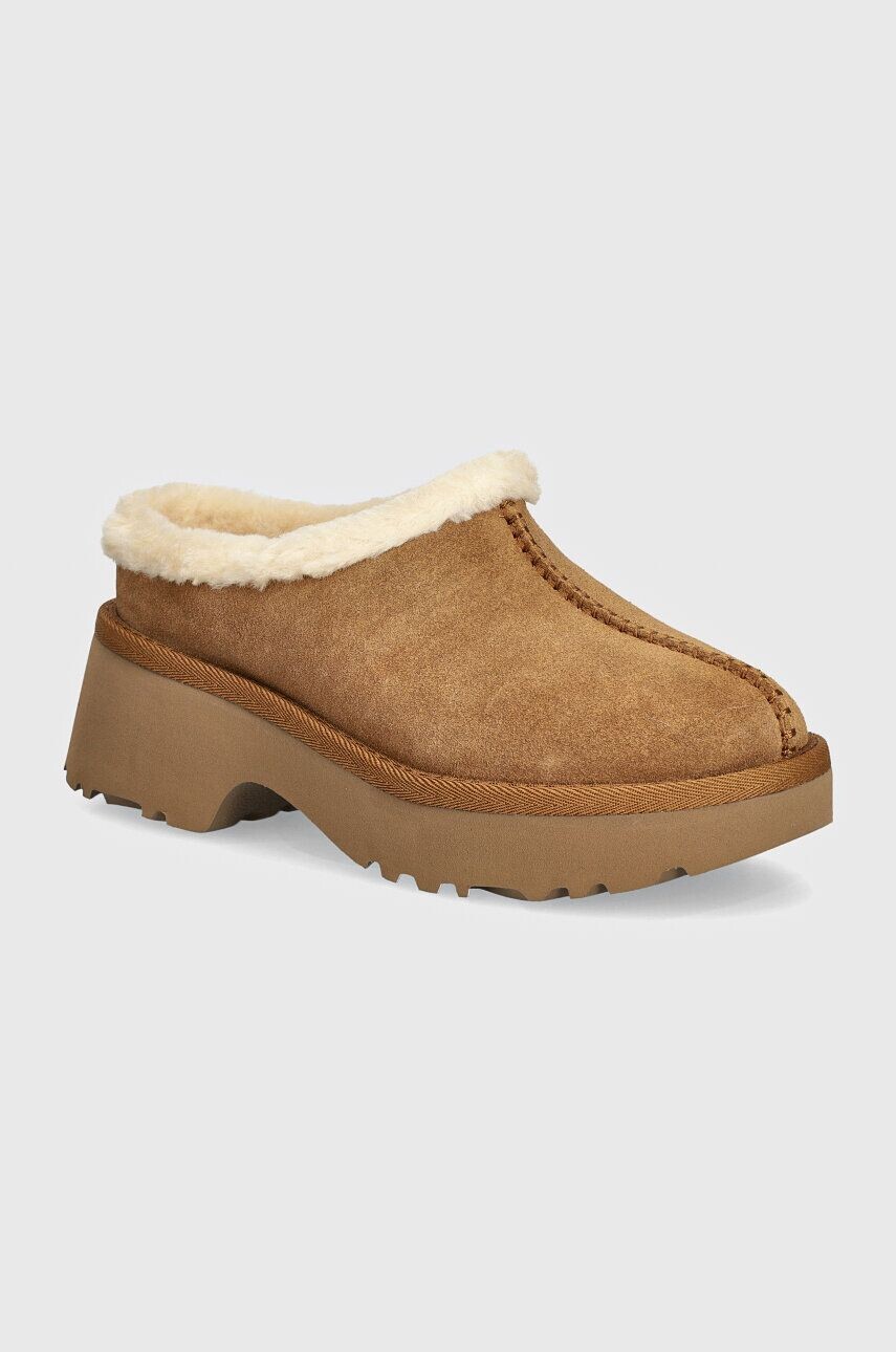 

Замшевые тапочки UGG New Heights Cosy Clog, коричневый