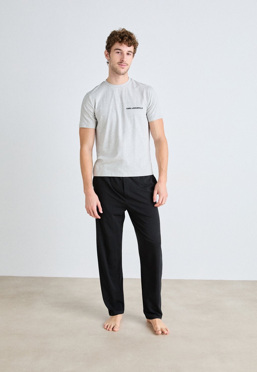 

Пижама ELONGATED LOGO SET KARL LAGERFELD, черный
