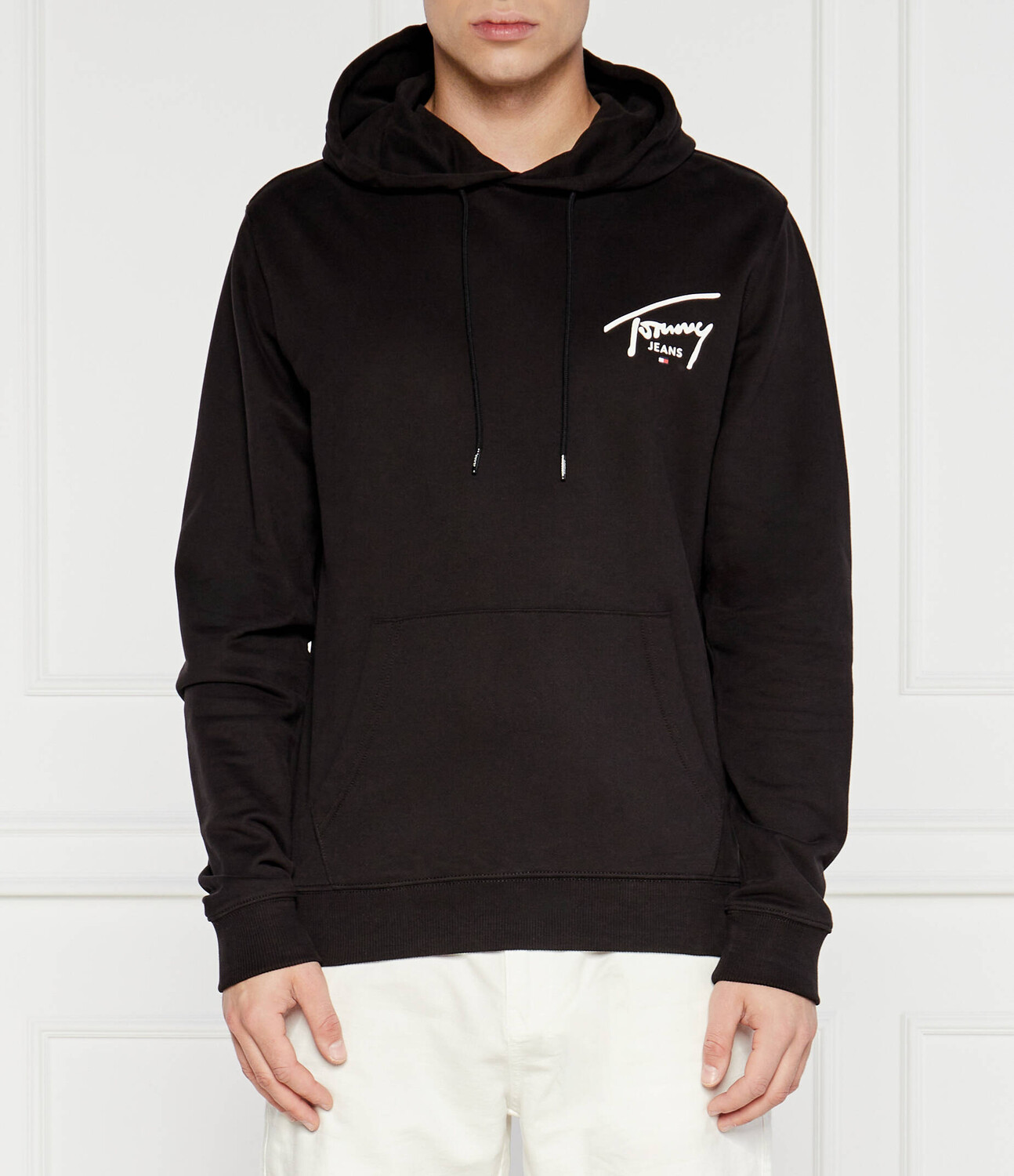 

Толстовка Tommy Jeans Regular Fit, черный