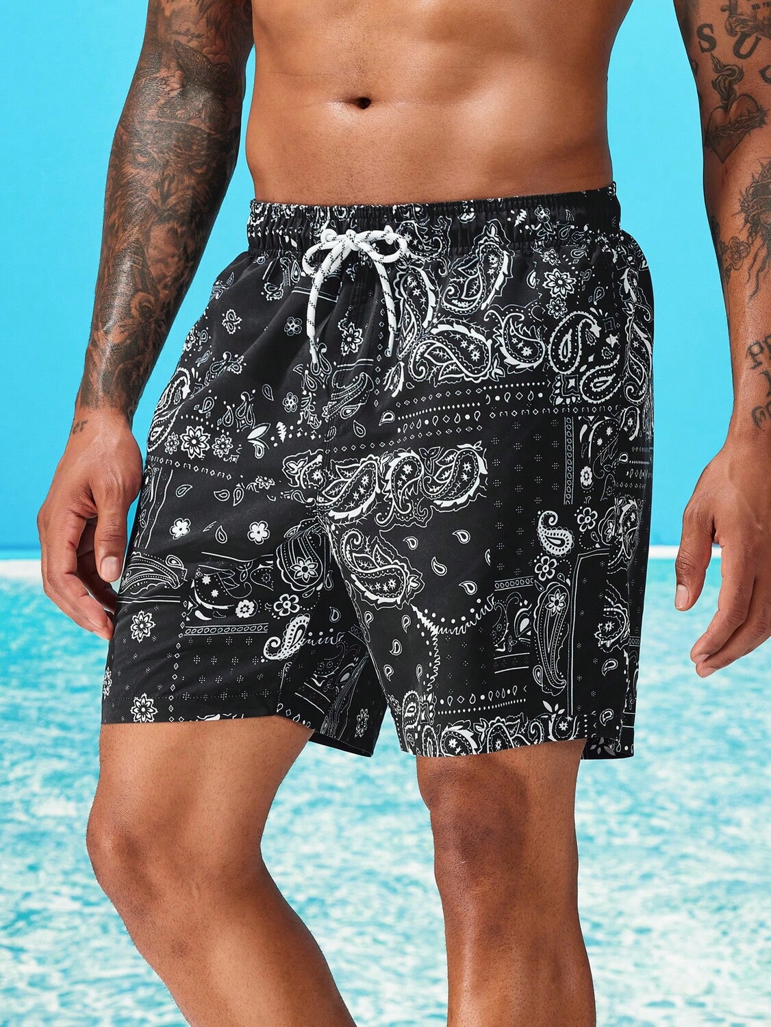 

Мужской купальник Swimmode с поясом и узором пейсли Manfinity, черный