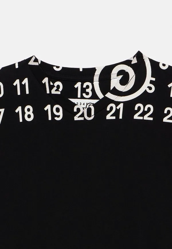 Футболка унисекс с принтом Mm6 Maison Margiela, Black — фото 3