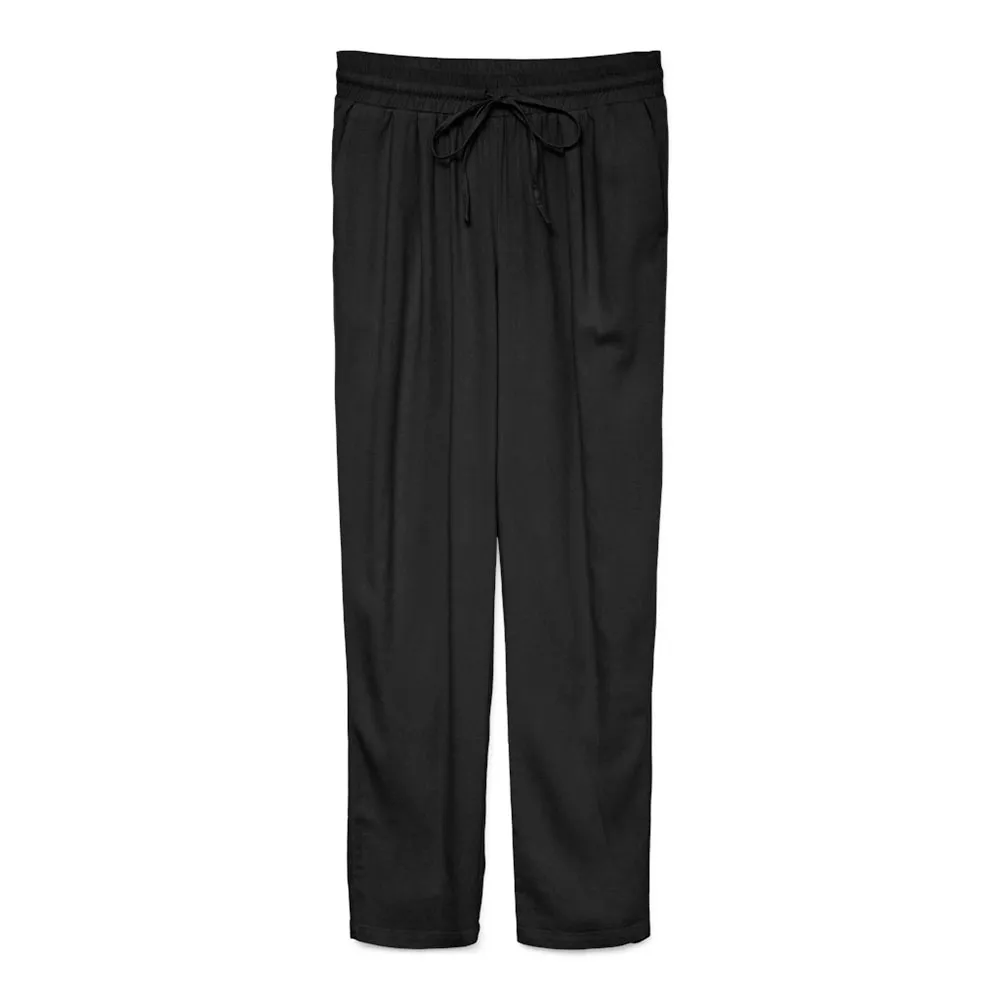 

Брюки Vero Moda Jesmilo Ankle Petite, черный
