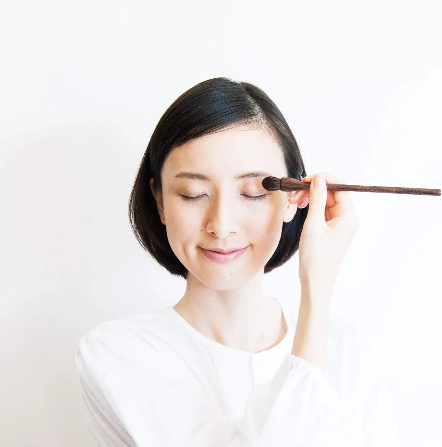 Кисть для теней Shaquda UVU Sheer Eye Brush, коричневая — фото 3