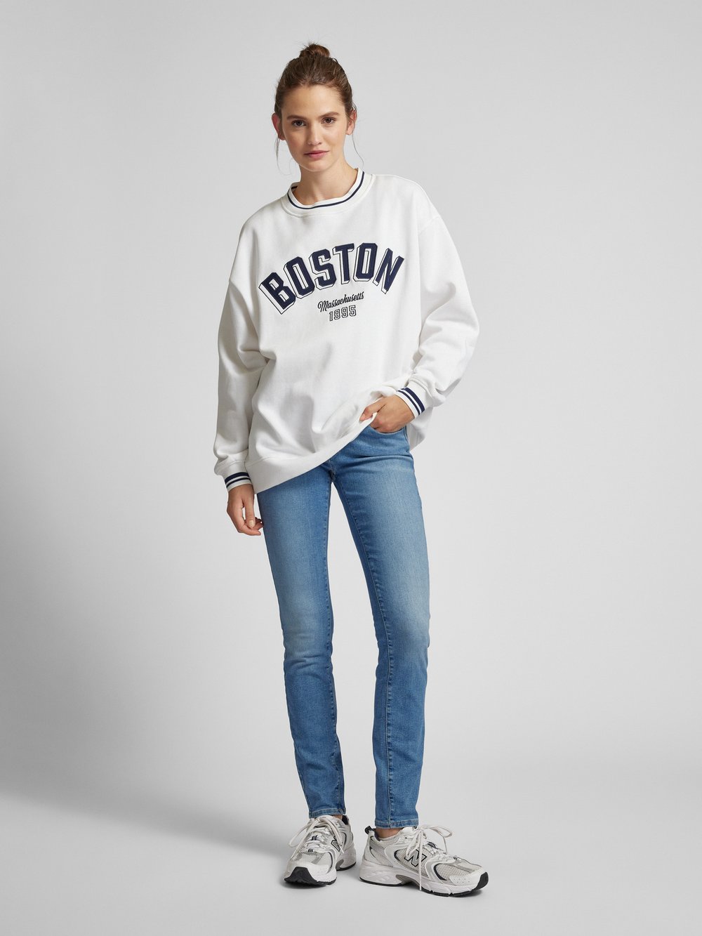 

Джинсы облегающего кроя с пятью карманами, модель «SOPHIE» Tommy Jeans