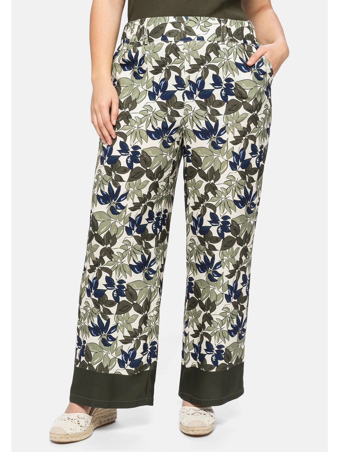 

Брюки sheego Hose, цвет dunkeloliv bedruckt