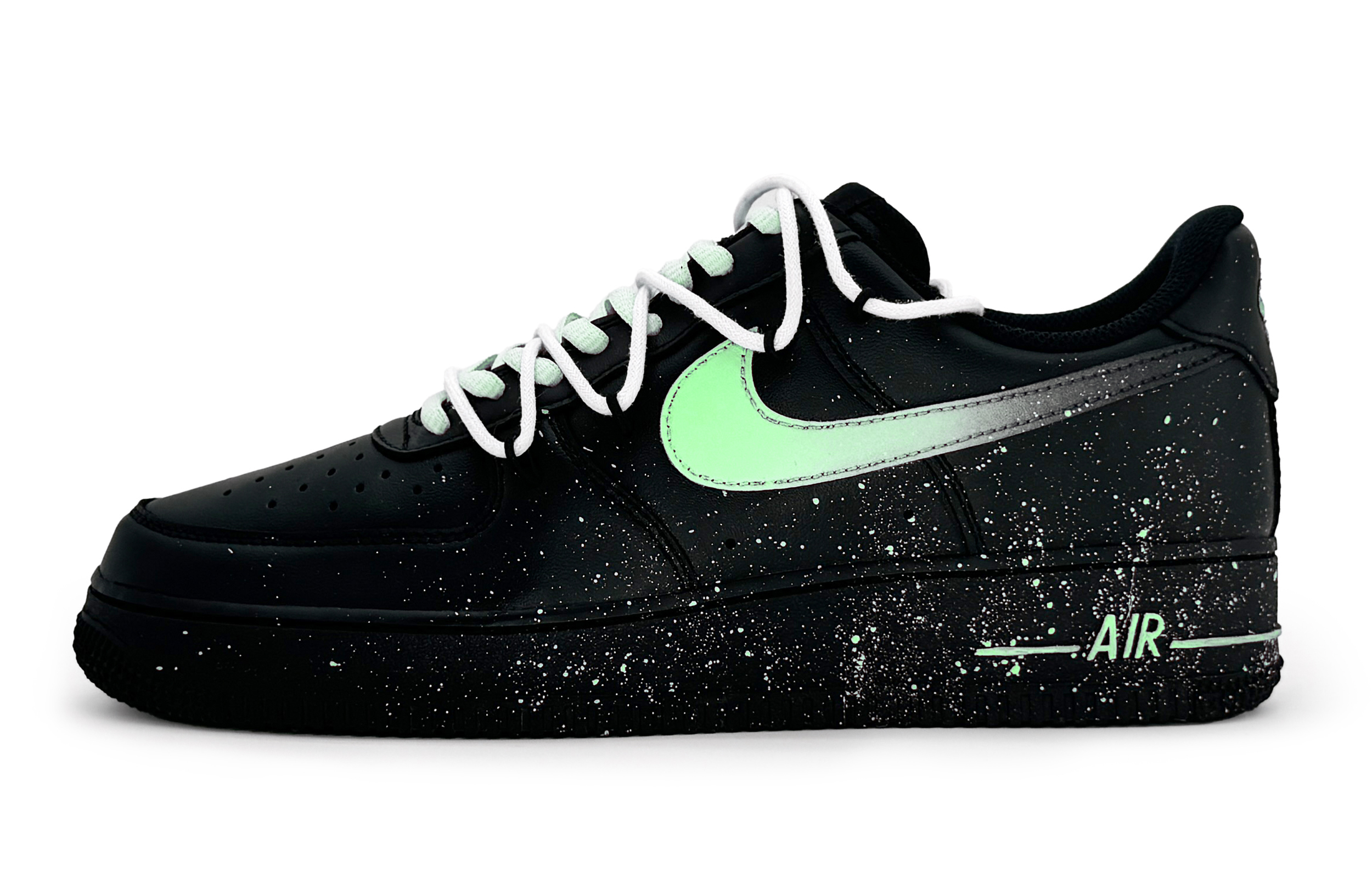 

Кроссовки Nike Air Force 1 Skateboarding Shoes Women's Low-top Green, зеленый