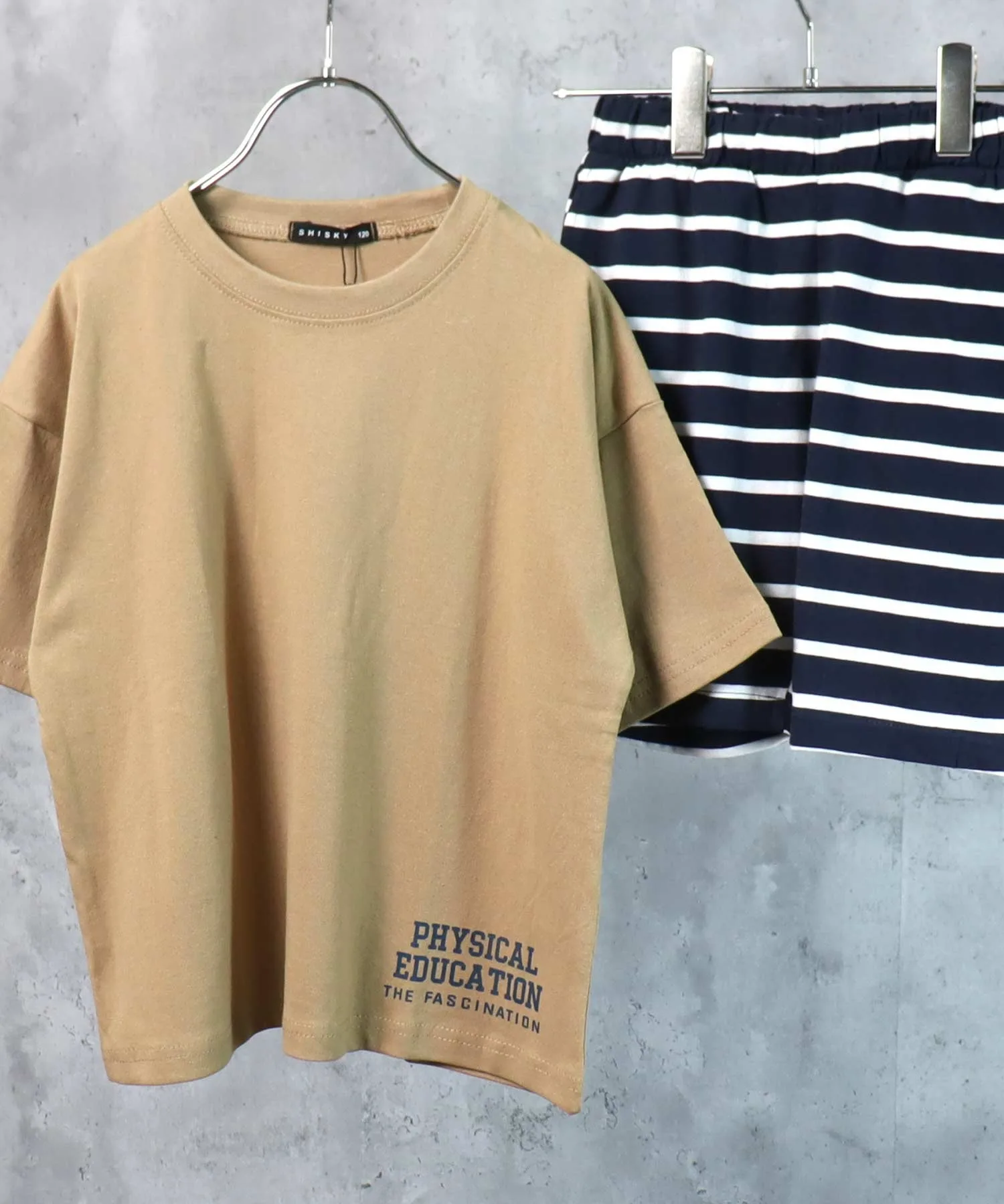 Детский комплект: футболка с коротким рукавом и шорты THE CASUAL бежевый