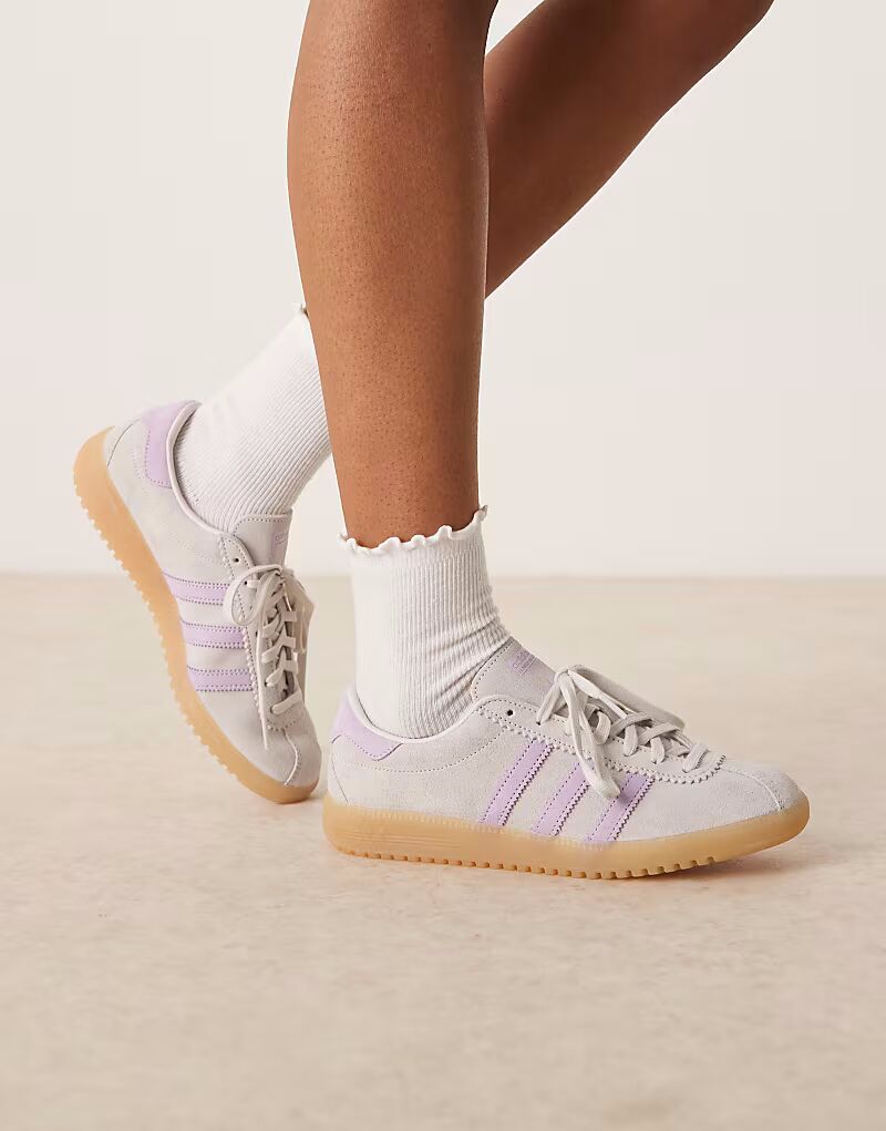 Кроссовки Adidas Originals Bermuda серого и фиолетового цветов