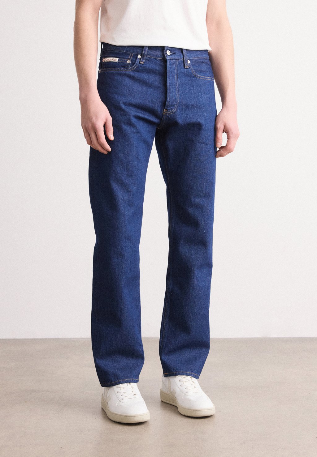 

Джинсы STANDARD STRAIGHT Calvin Klein Jeans, темно-синий