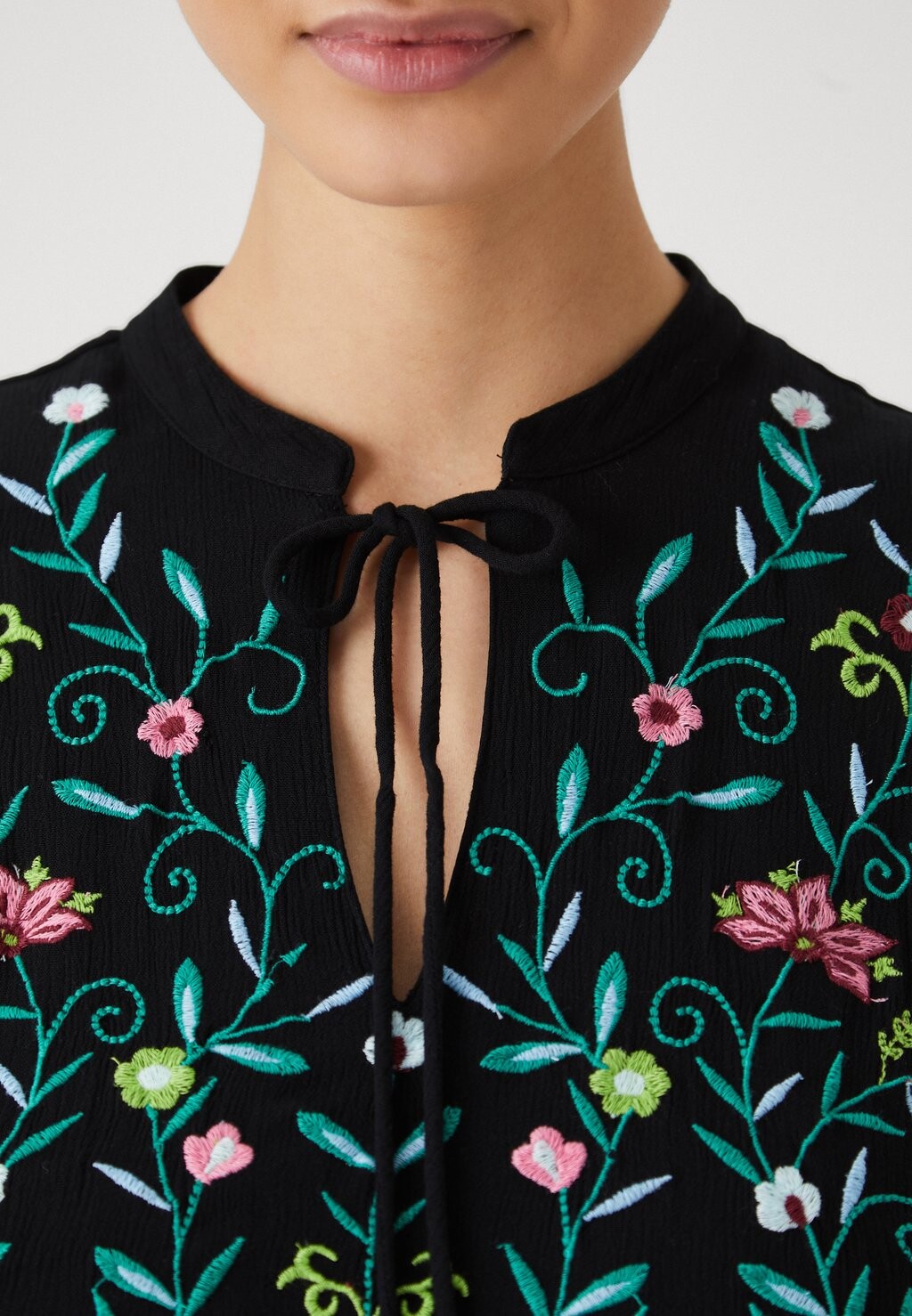 

Дневное платье YASCHELLA 3/4 TUNIC DRESS YAS, черный