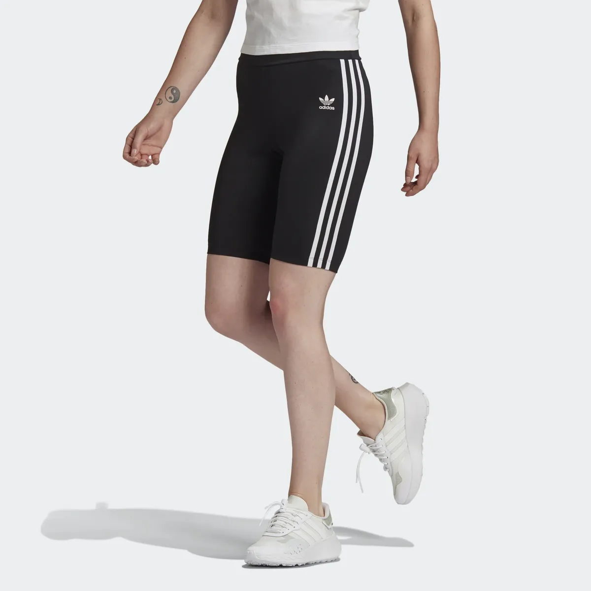 

Спортивные брюки Adidas Originals "ADICOLOR CLASSICS HICLASSICS HICLING PANTS" (1 шт.), черный