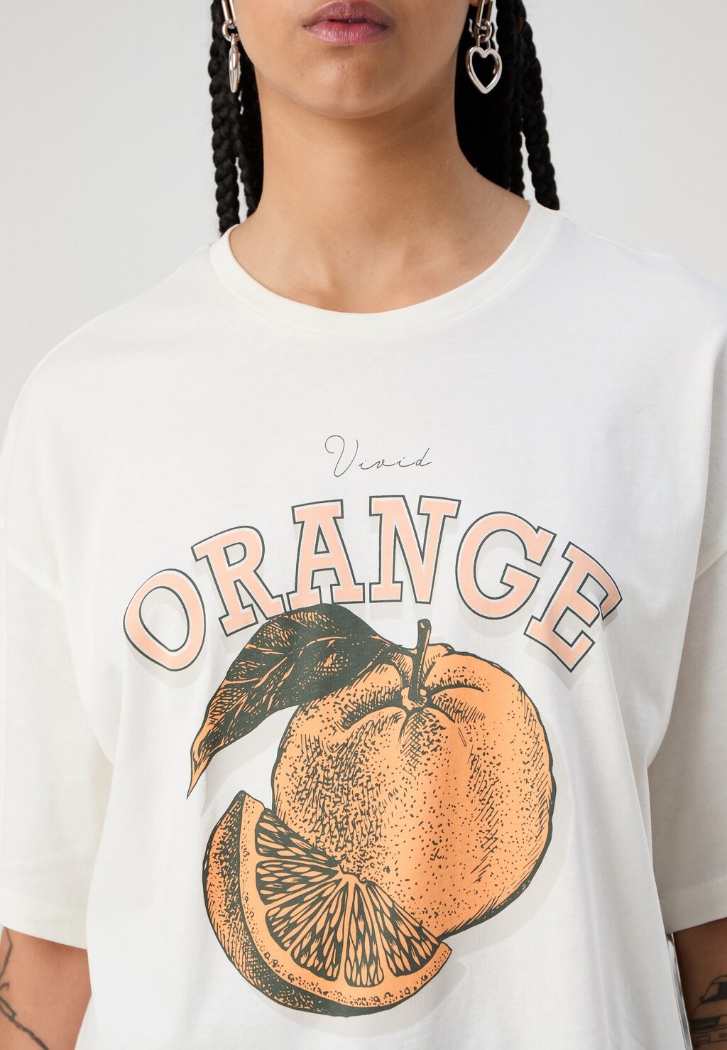 

Принт на футболке ONLY, кремовый Onlrose Oversize Tee