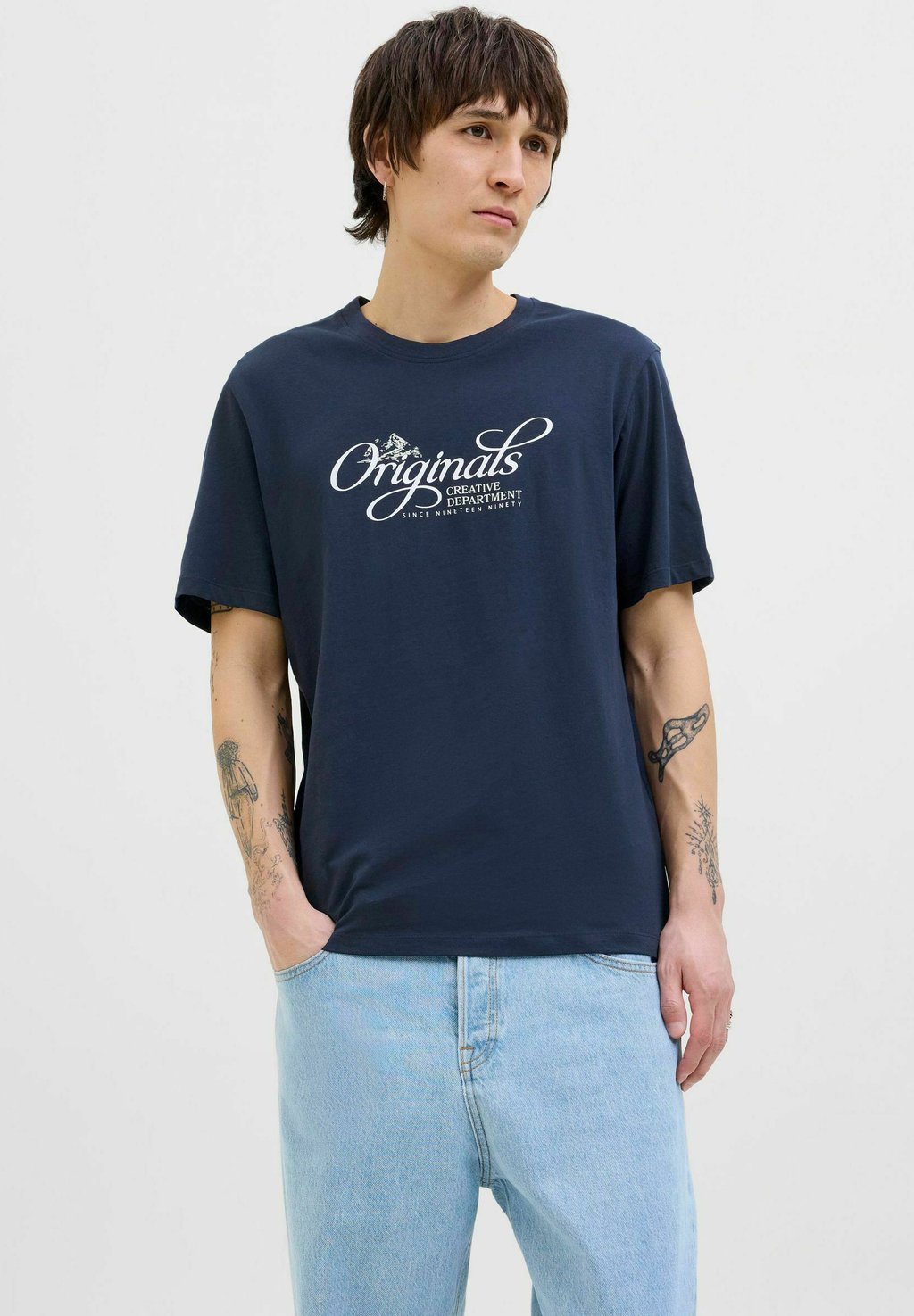 

Футболка с принтом RUNDHALSAUSSCHNITT Jack & Jones, темно-синий