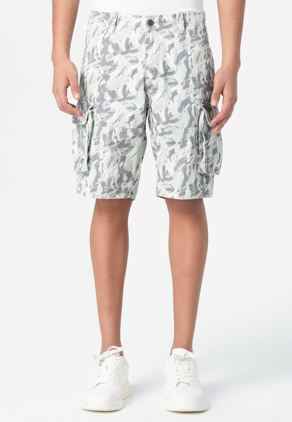 

Джинсовые шорты Miracle of Denim, серый