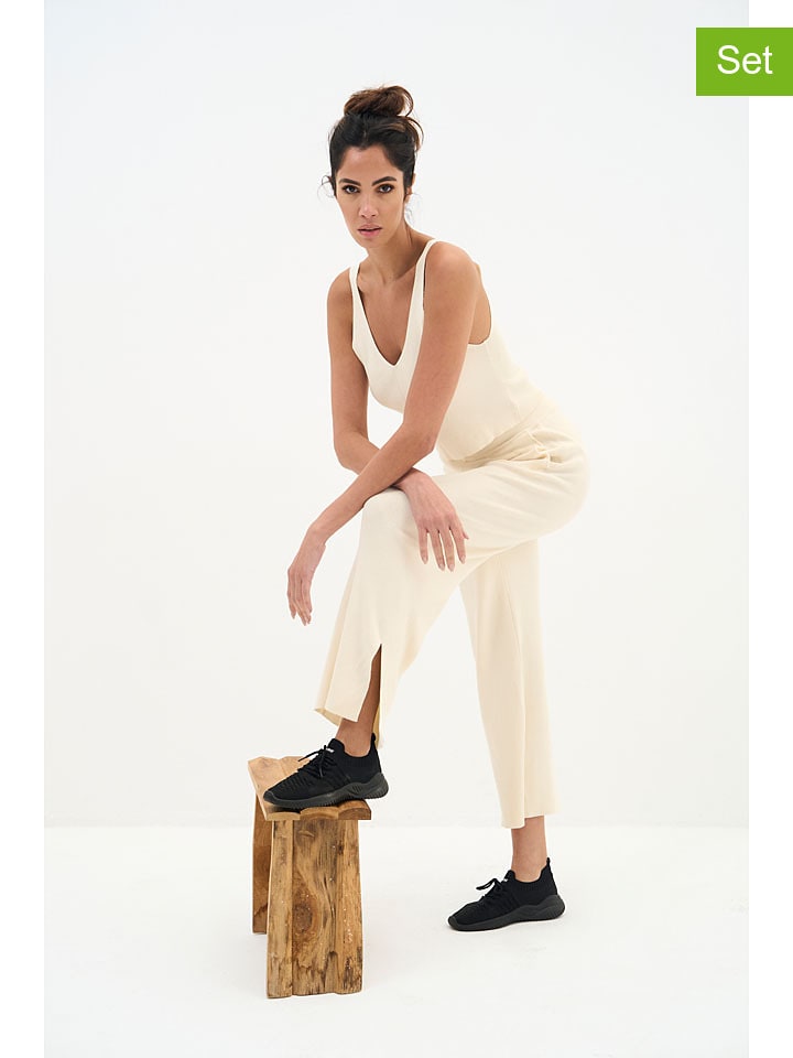 

Onamaste Комплект из двух предметов: спортивный костюм "Jazz" кремового цвета