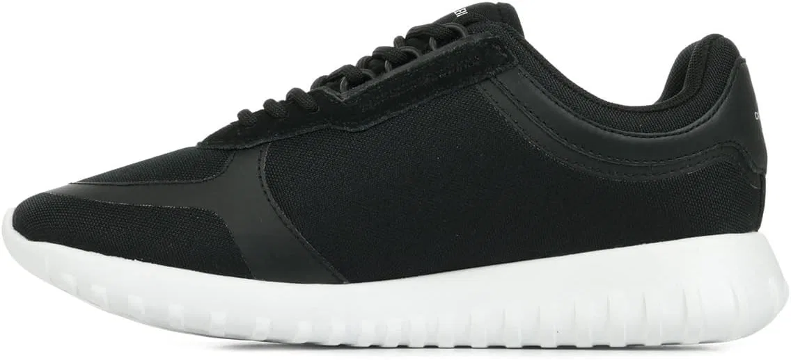 Женские кроссовки Calvin Klein YW0YW00466 Runner BEH, черные — фото 4