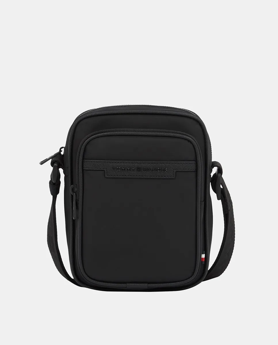 

Мужская сумка через плечо из переработанного полиэстера с логотипом спереди Tommy Hilfiger, черный