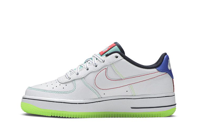 Кроссовки Nike Air Force 1 Low BG 'Outside the Lines', белый — фото 4