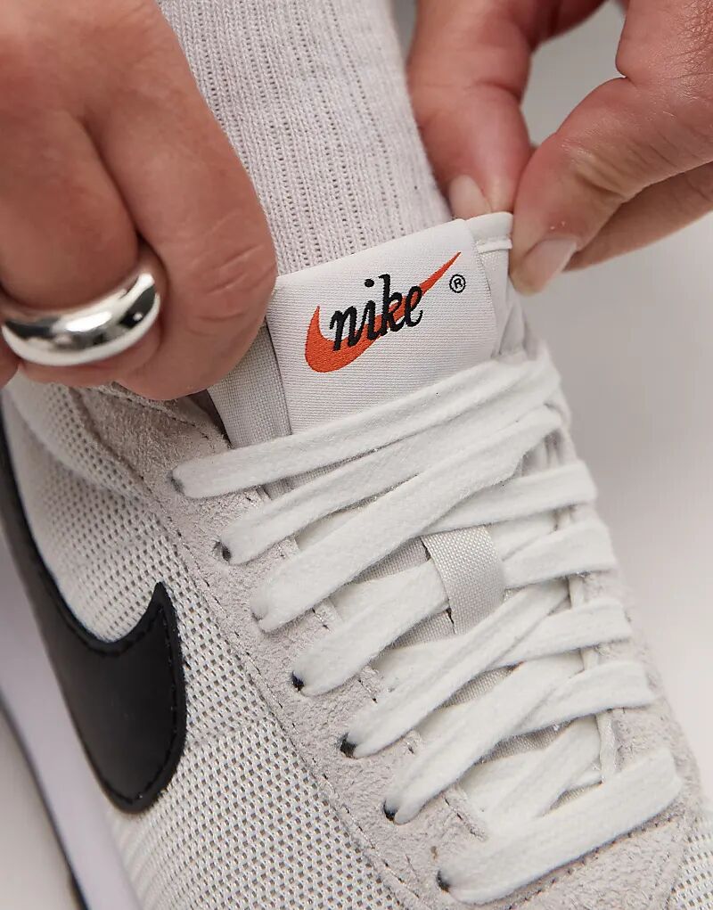 Кроссовки LD-1000 белого и черного цвета Nike — фото 3