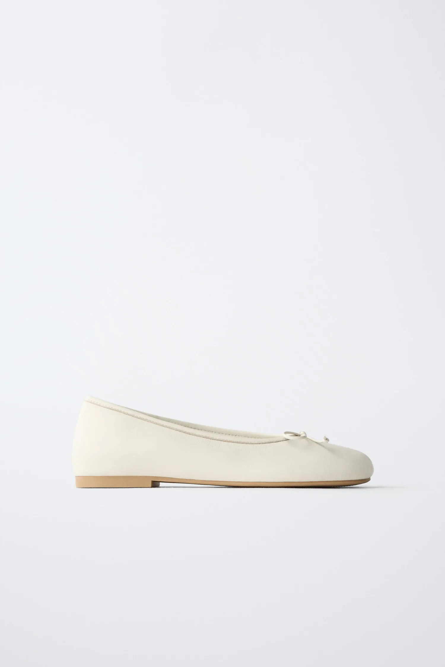 Кожаные балетки Zara, белый