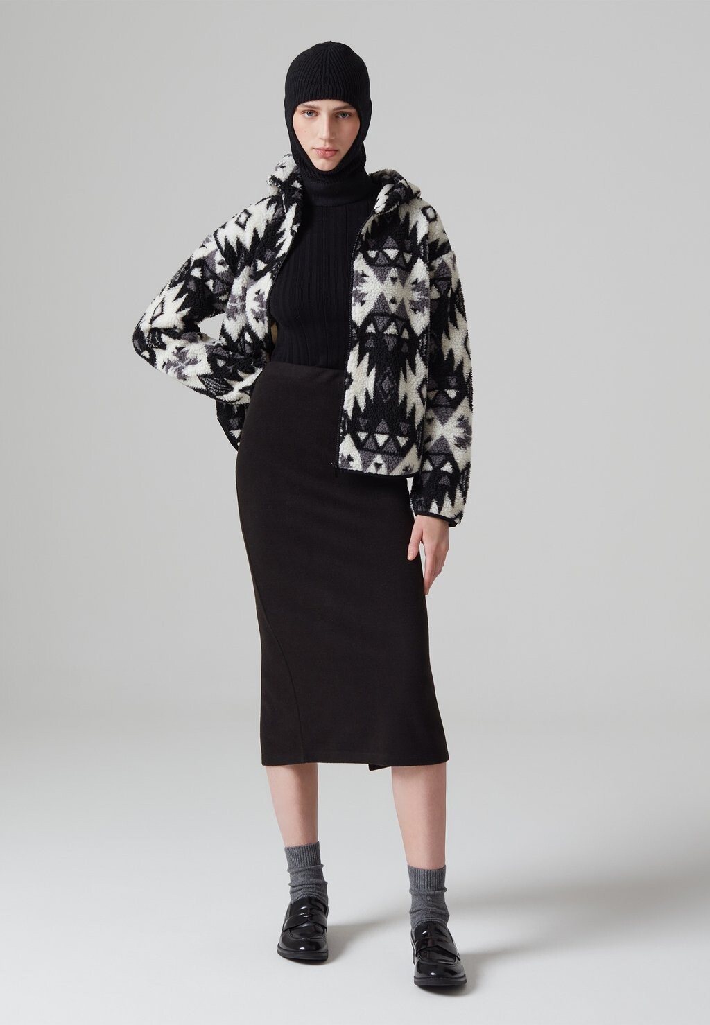 

Толстовка на молнии WITH IKAT PATTERN PIOMBO, черный