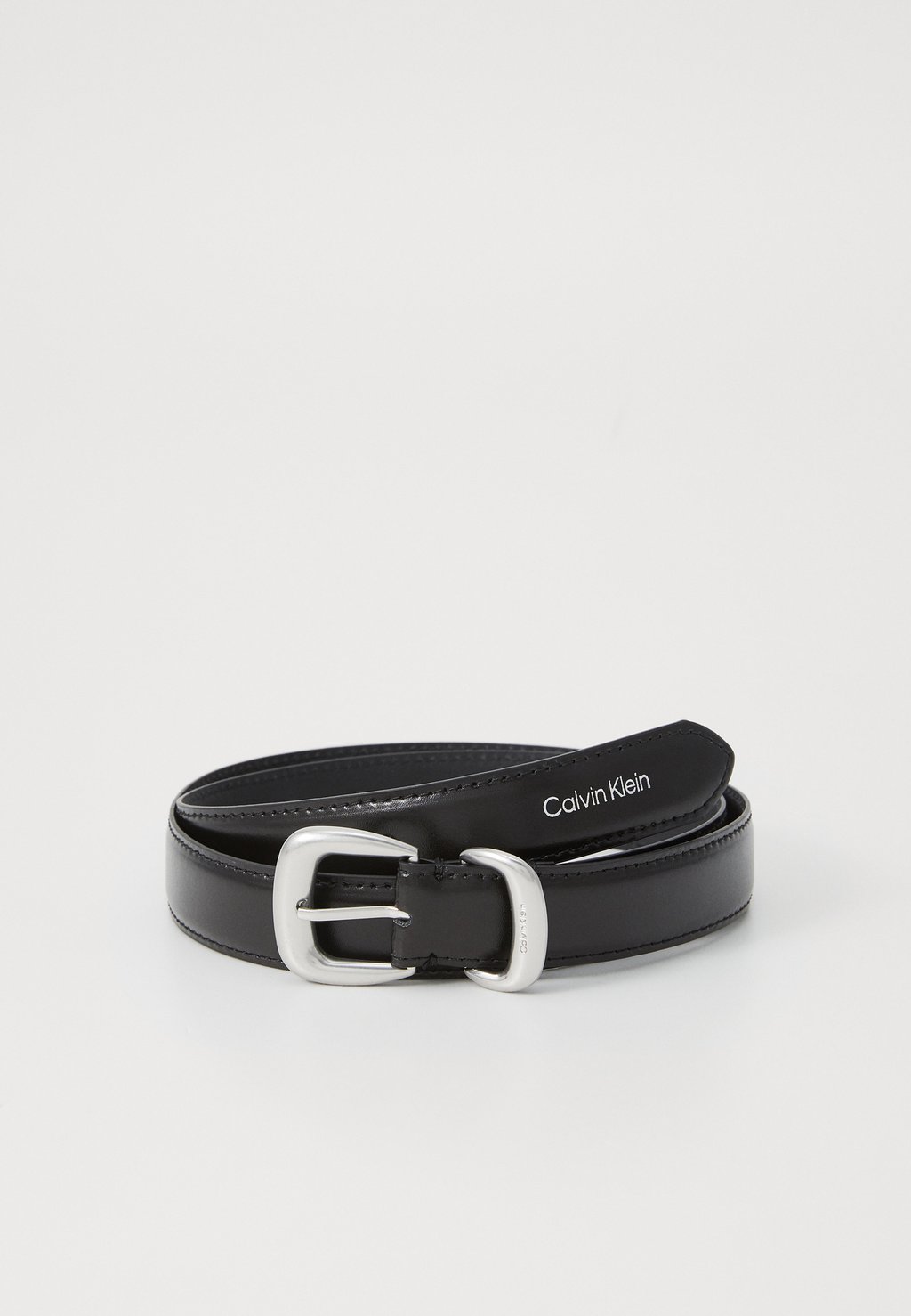 

Пояс Calvin Klein, черный