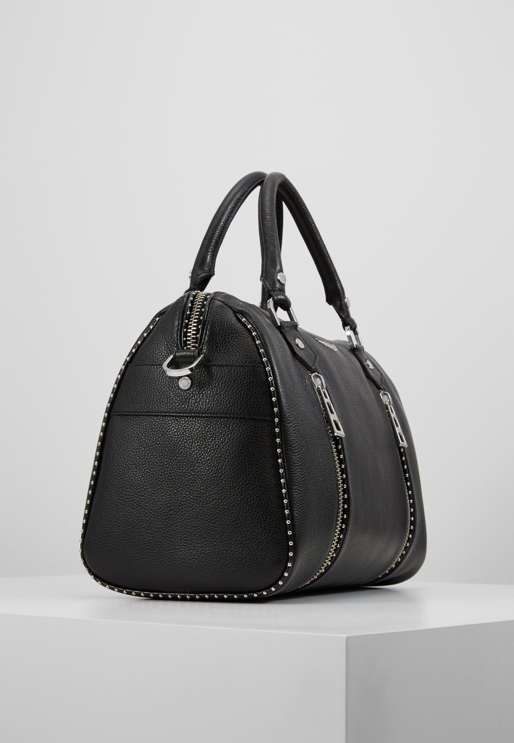 

Сумочка Sunny Medium Zadig & Voltaire, черный