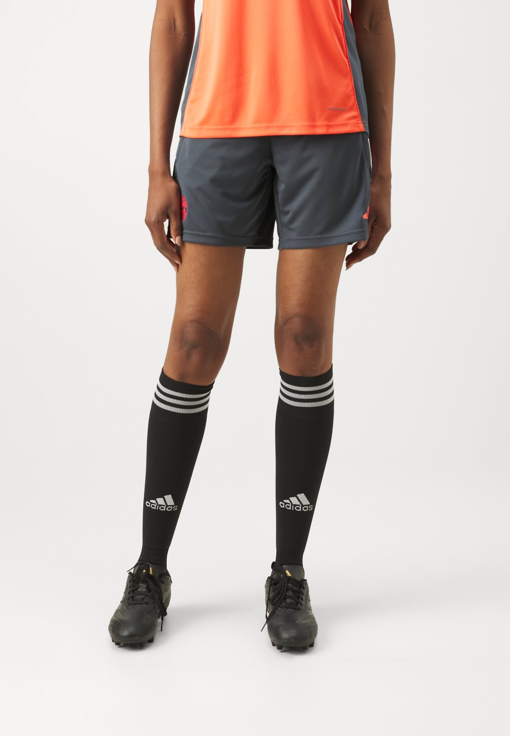 

Спортивные шорты FC BAYERN TRAINING SHORTS WOMEN - Club wear Adidas Performance, темно-серый