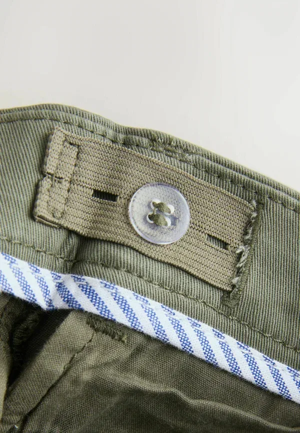 Брюки чинос Next, olive green, оливково-зеленый — фото 4