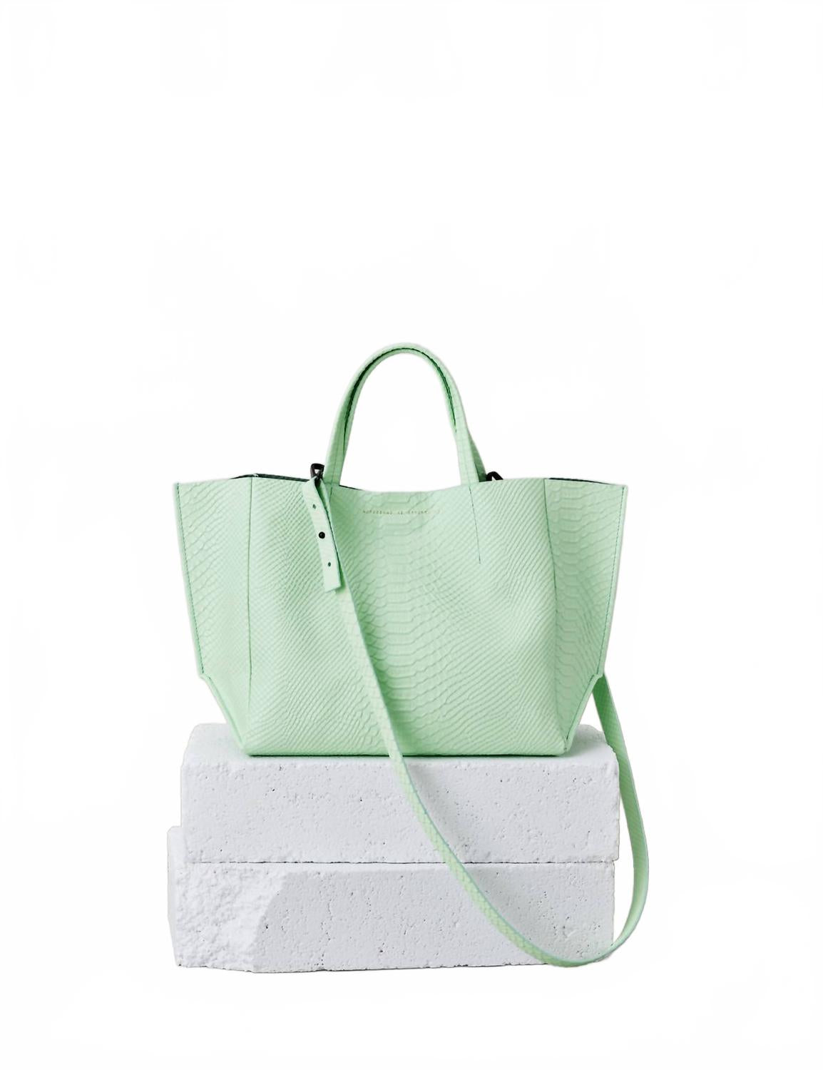 

AMPERSAND AS APOSTROPHE Женская кожаная сумка-тоут мятного цвета из кожи питона