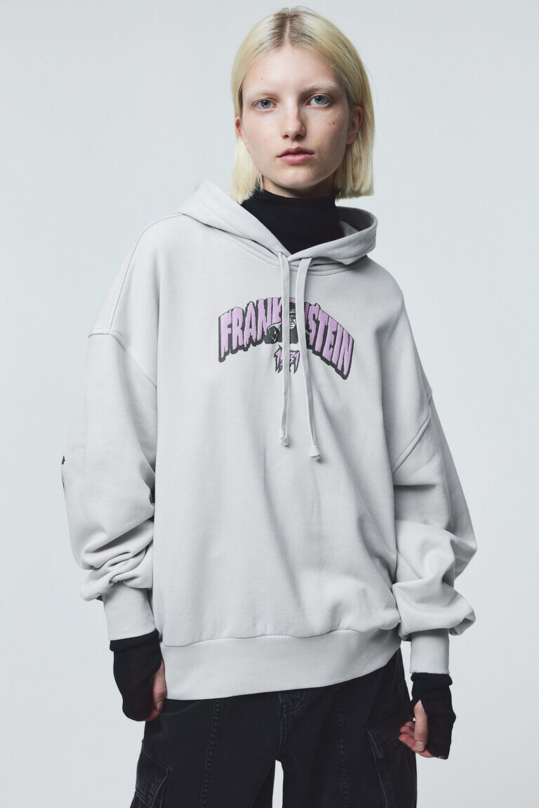 

Толстовка оверсайз с принтом H&M, серый