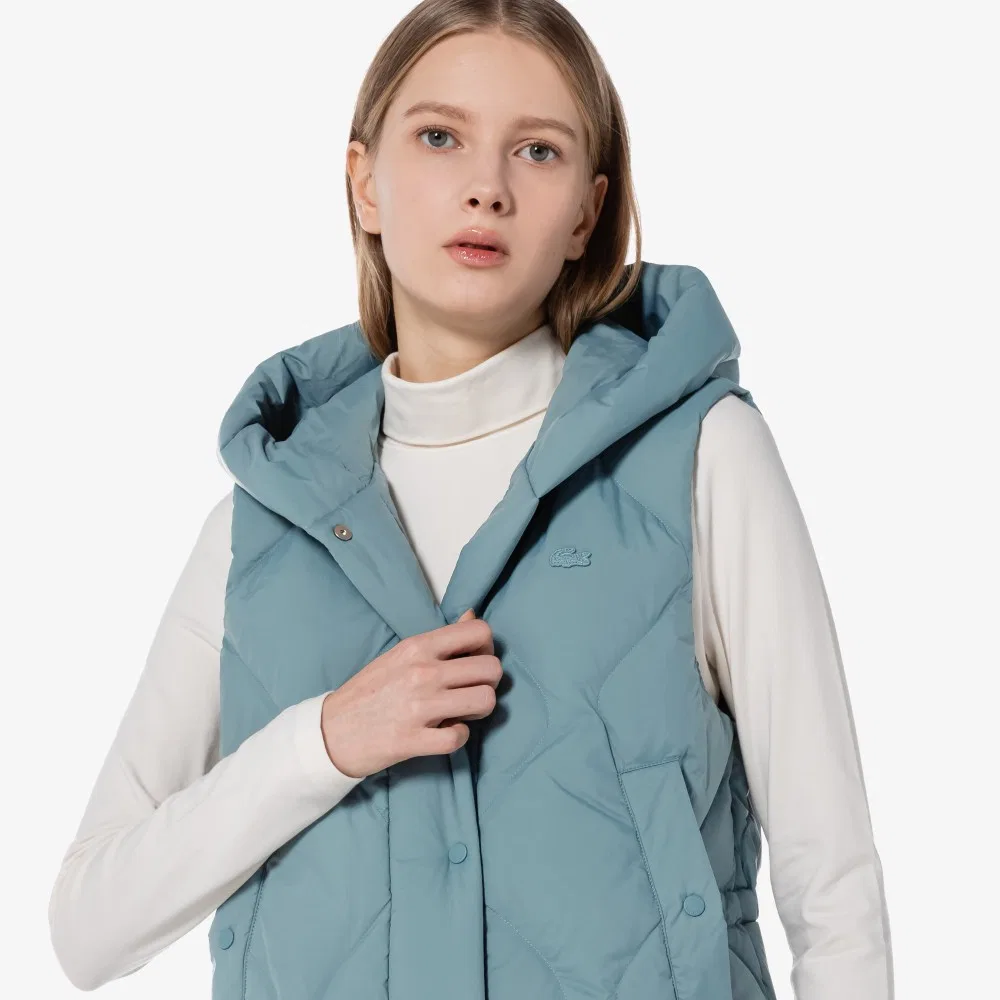 Жилет женский Lacoste стеганый пуховый с капюшоном, хаки — фото 3