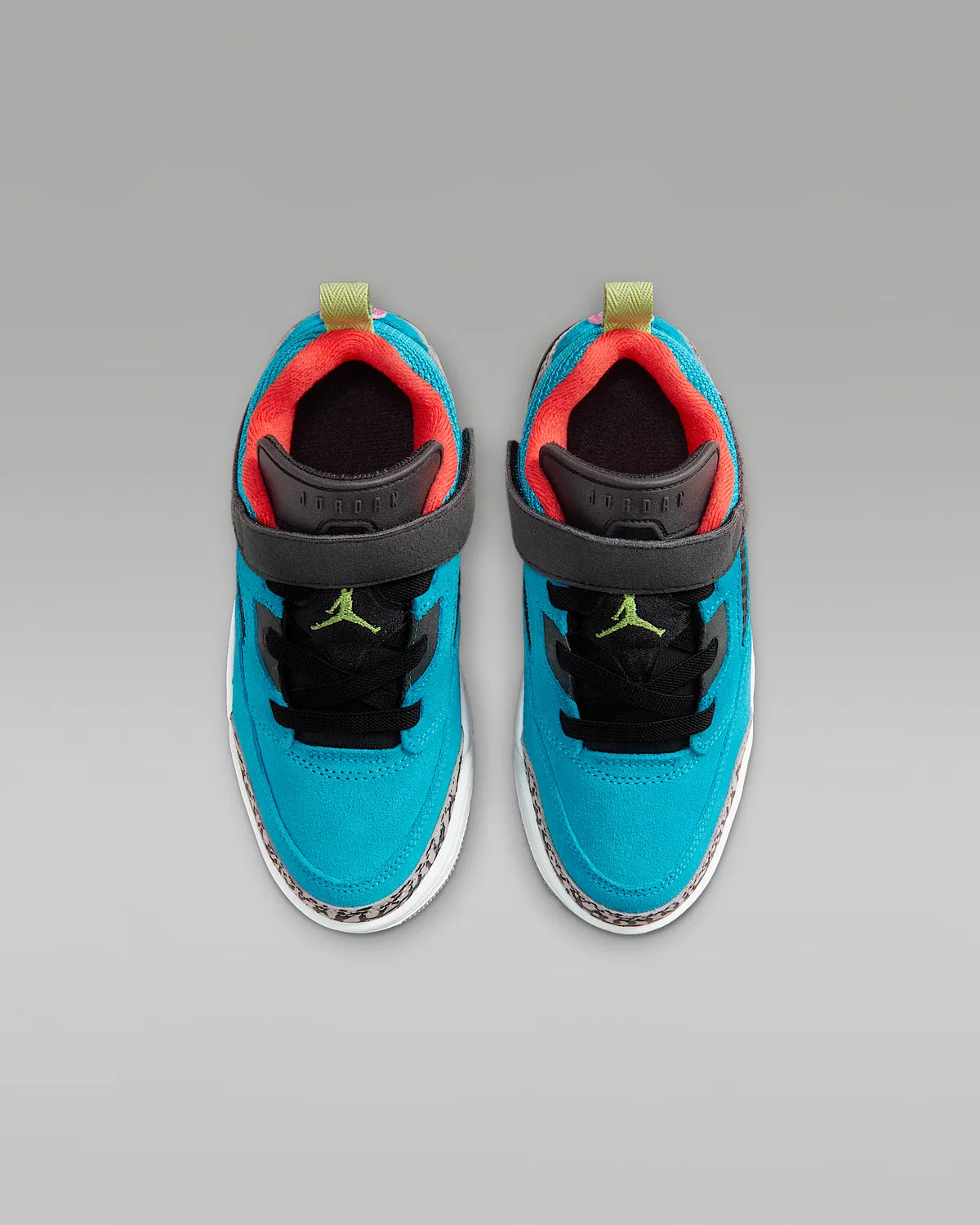Детские кроссовки Jordan Spizike Low, Neo Turquoise/Light Crimson/Cosmic Fuchsia/Vivid Green — фото 4
