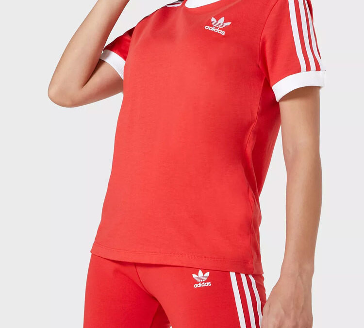 Футболка с тремя полосками женская красная Adidas Originals — фото 3