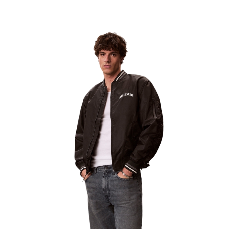 

Calvin Klein Куртка мужская UB1 Space Black с бейсбольным воротником