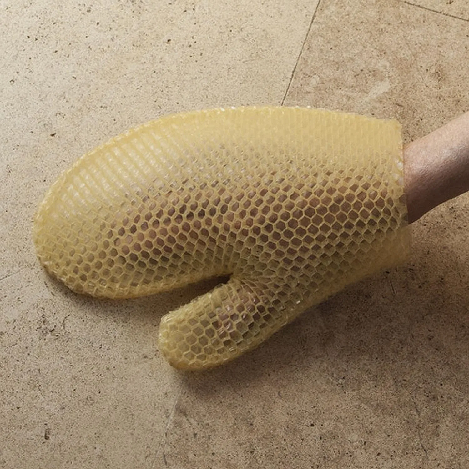 Антибактериальная мочалка-рукавица для тела и лица Spa Bath Mitt от Supracor Supracor, Lavender — фото 3