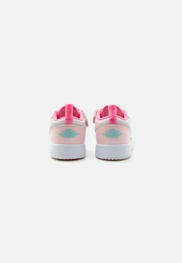 Кроссовки Jordan 1 Alt SE, розовое свечение/светло-аква/розовый цветение/гипер оранжевый/парус — фото 4