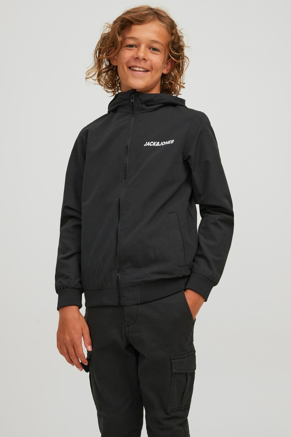 

Бомбер Jack & Jones с капюшоном Jack & Jones Junior, черный