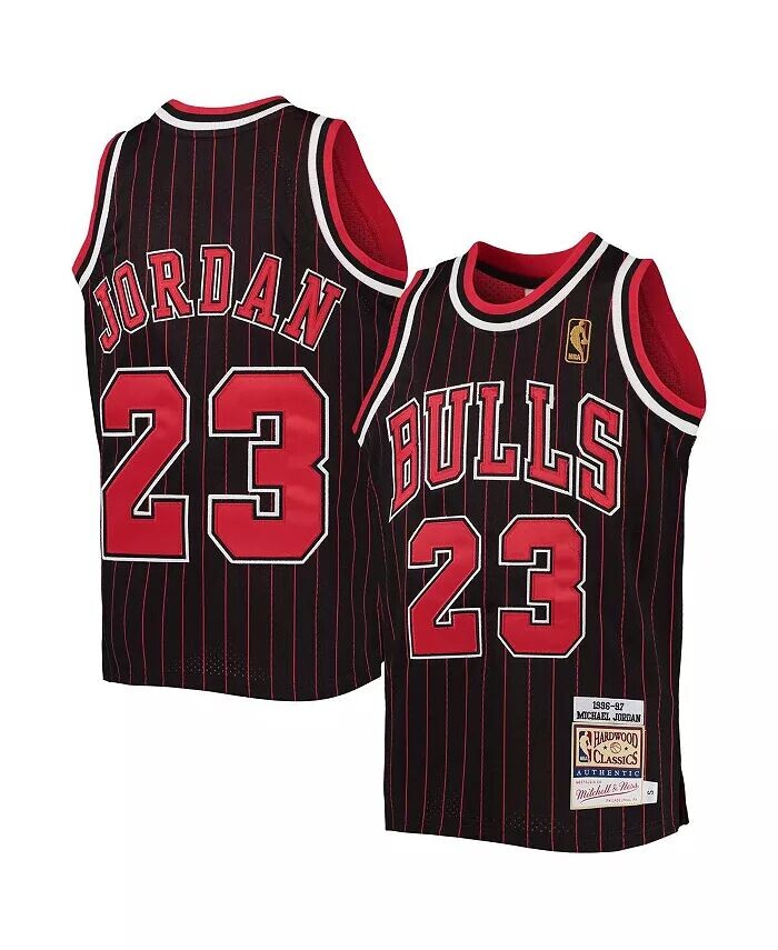 

Аутентичное джерси Big Boys Michael Jordan Black, Red Chicago Bulls 1996-97 гг Mitchell & Ness