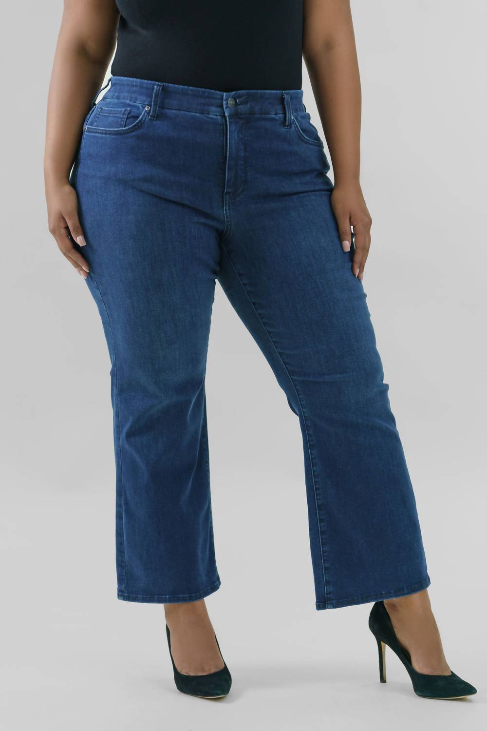 

Приталенные джинсы с высокой посадкой и широкими штанинами NYDJ, Denim
