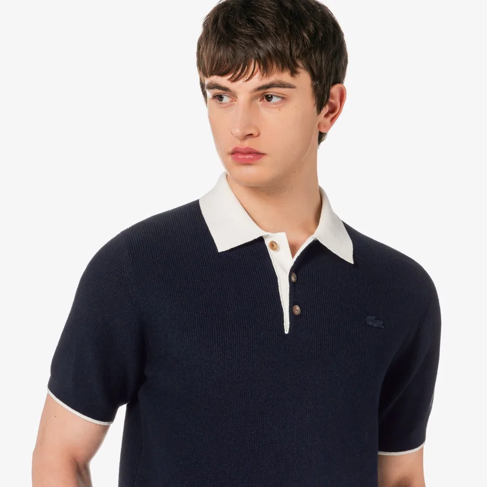 Мужской свитер-поло с коротким рукавом из ребристого трикотажа от Lacoste — фото 2