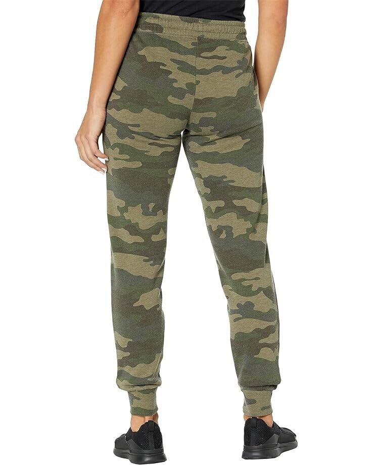 

Брюки UFC Fleece Joggers, цвет Forest Camouflage
