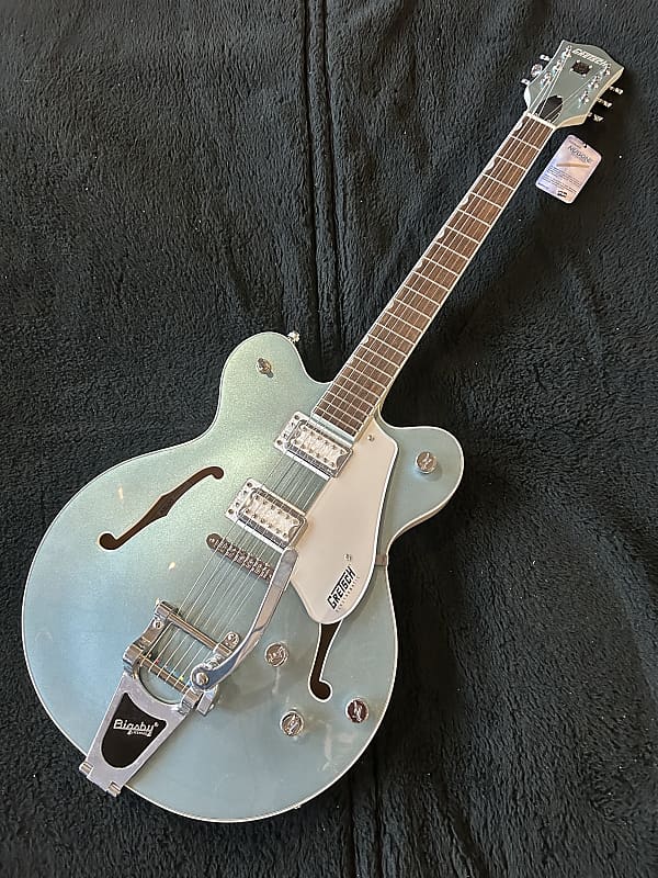 

Электрогитара Gretsch G5622T-140 140th Anniversary Electromatic Double Platinum Center Block Two-Tone Stone Platinum / Pearl Platinum #CYGC22100189