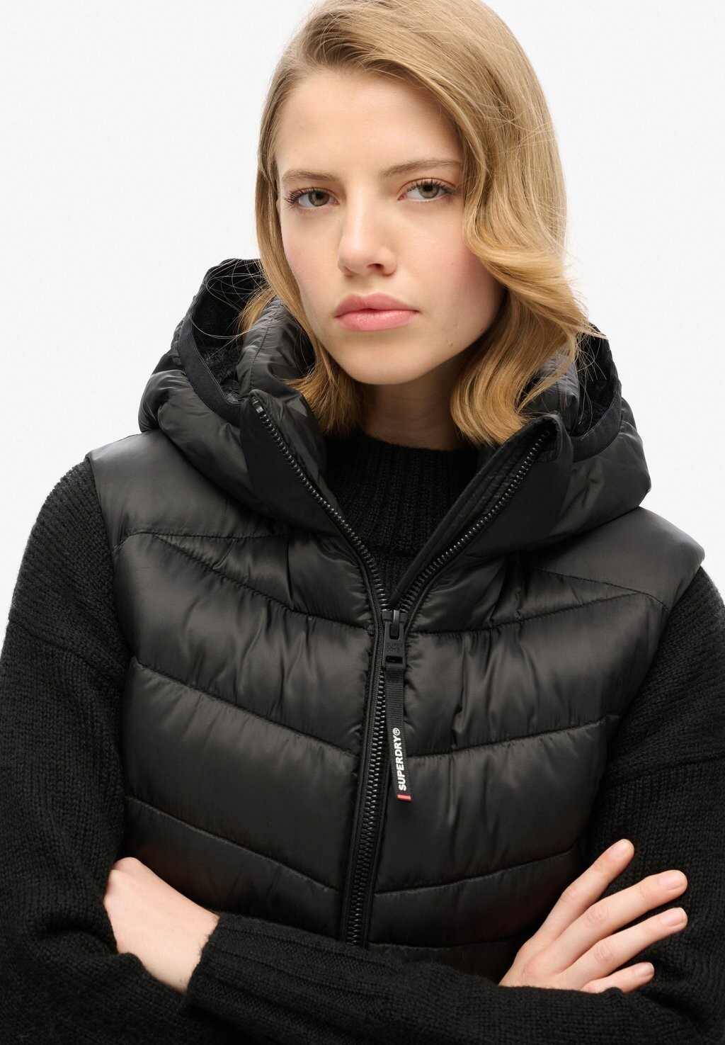 

Жилет FUJI QUILT PADDED Superdry, черный