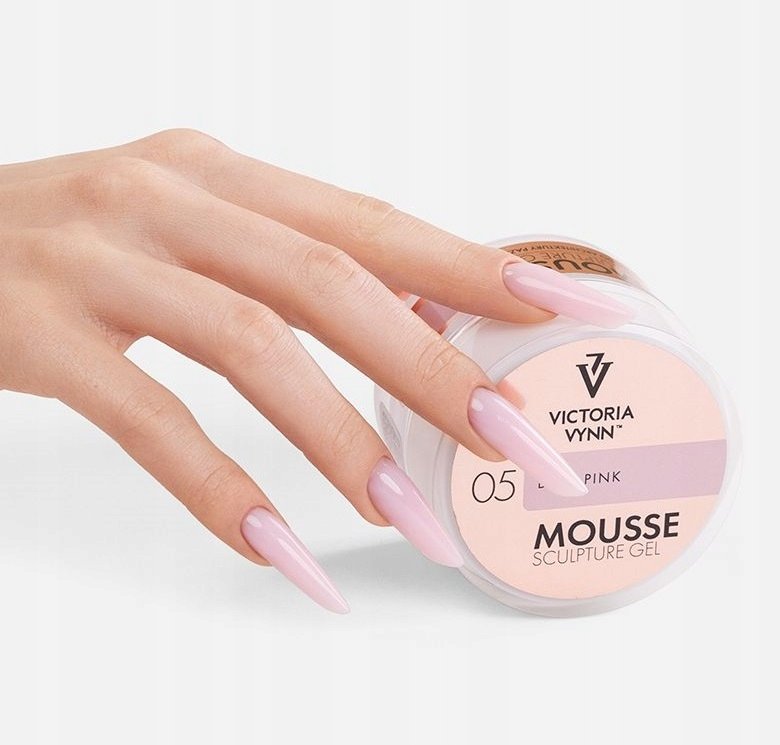 Victoria Vynn Mousse Gel Builder Gel с тиксотропией - 05 Baby Pink 15 мл — фото 3