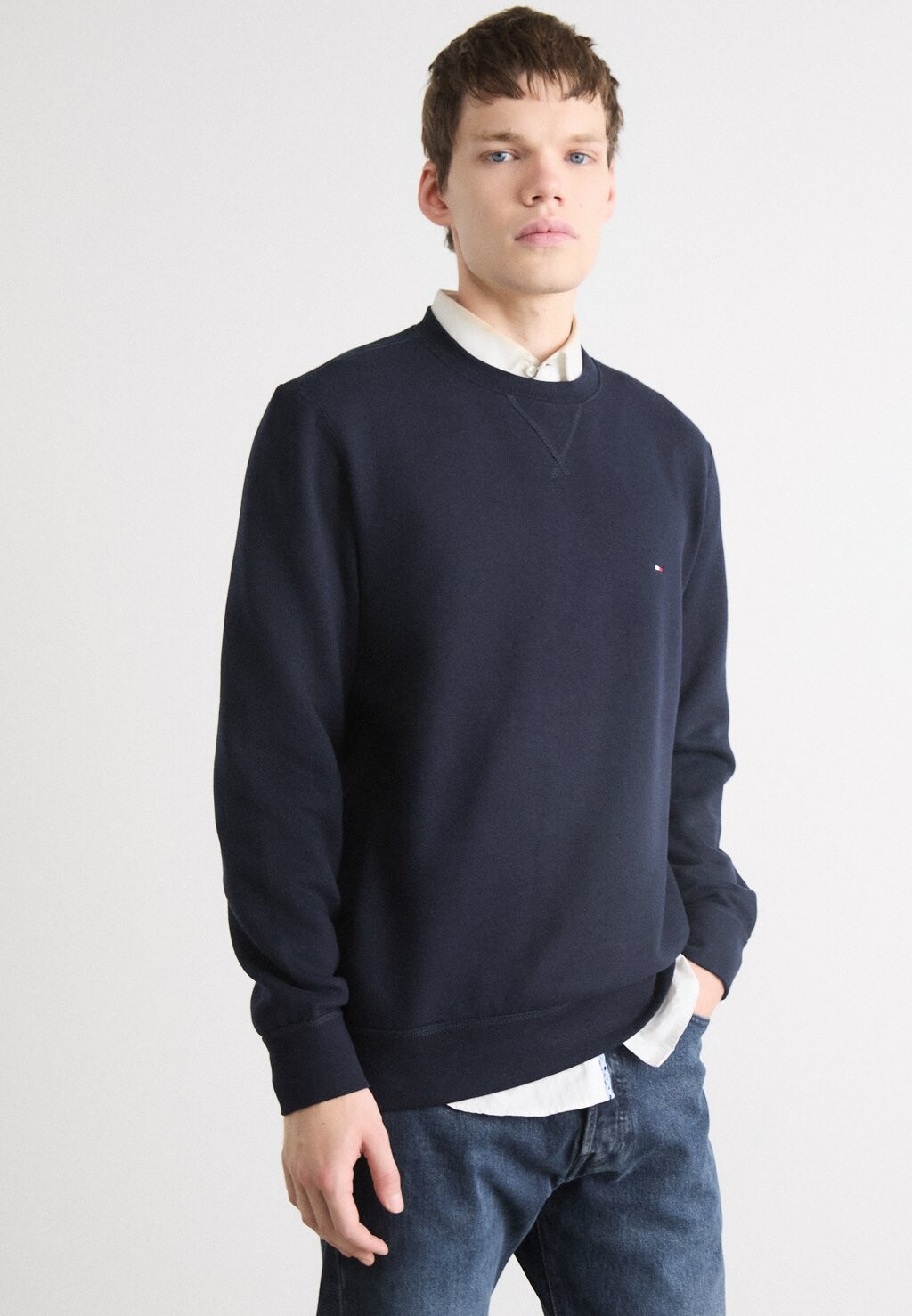 Толстовка ESSENTIAL CREWNECK Tommy Hilfiger, темно-синий — фото 2