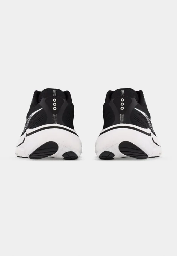 Кроссовки для бега по шоссе ride 19 Saucony, Black/Silver-Coloured — фото 4