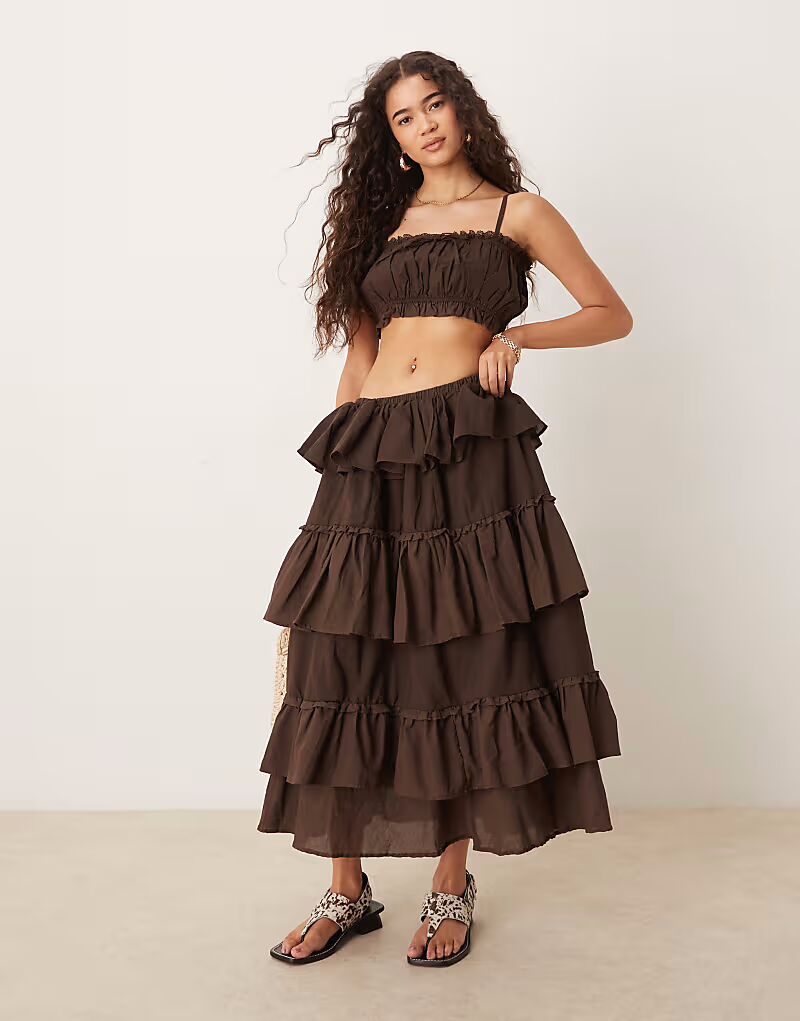 

Укороченный топ из хлопка с оборками ASOS DESIGN цвета шоколада