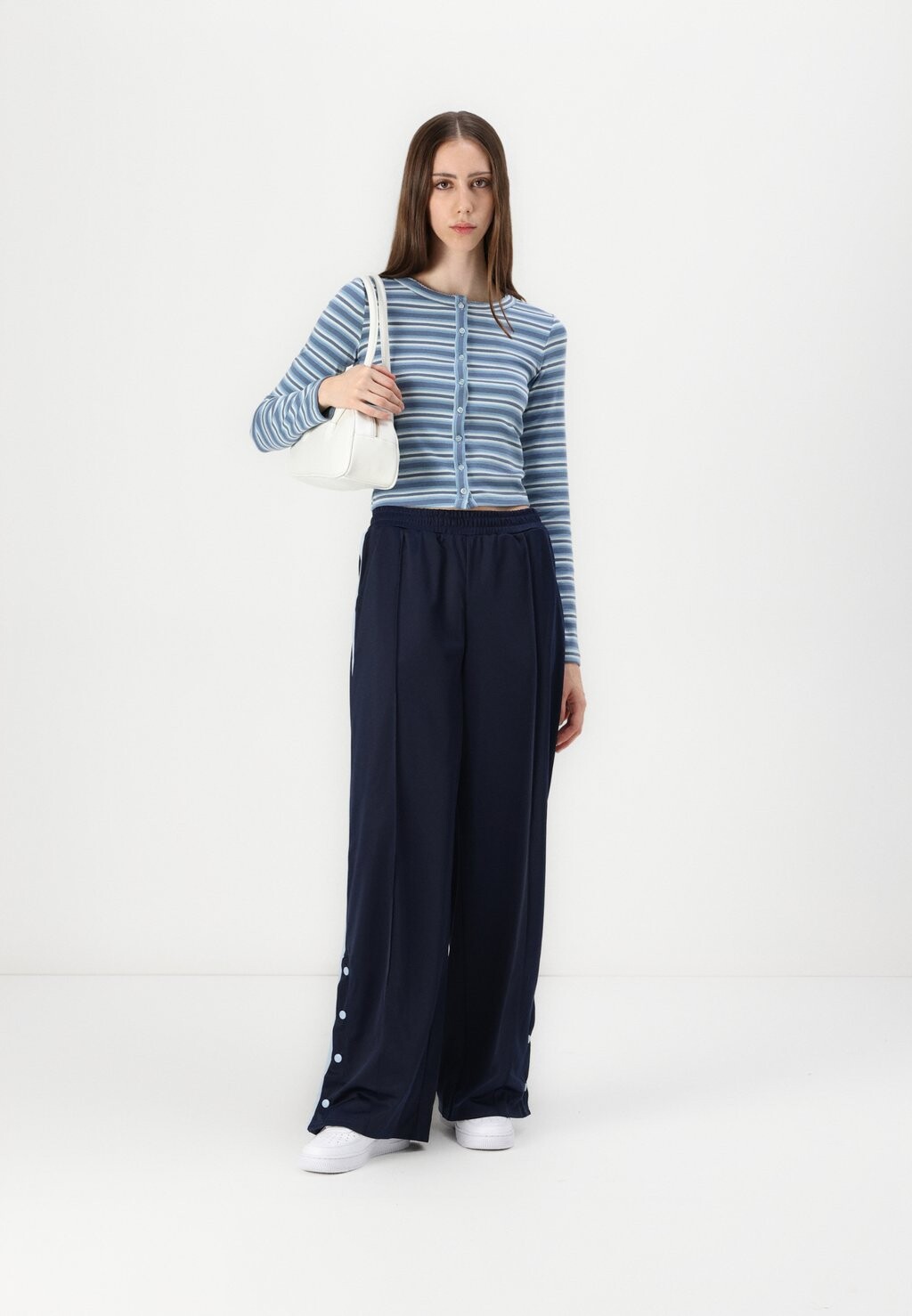

Кардиган STRIPE CARDI BDG Urban Outfitters, синий